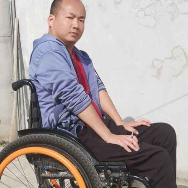 陕西35岁单身帅哥真诚找对象-大连相亲网