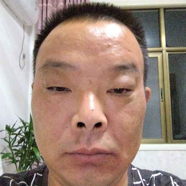 江苏46岁单身帅哥真诚找对象-大连相亲网