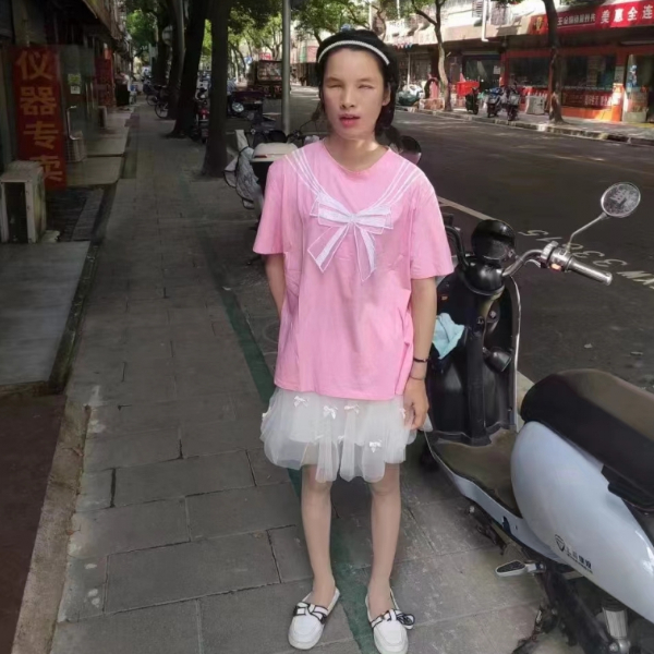 上海26岁单身美女真诚找对象-大连相亲网